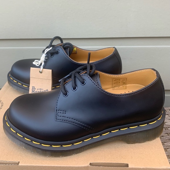 Dr Martens Leather Modern Black Oxford Shoes - Picture 2 of 9